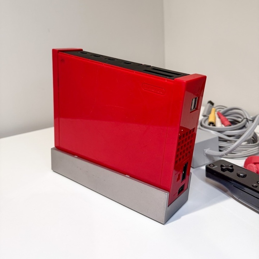 Red Nintendo Wii Console Bundle RVL-001 w/ Controller, Nunchuk, Cables - Tested - Picture 9 of 11